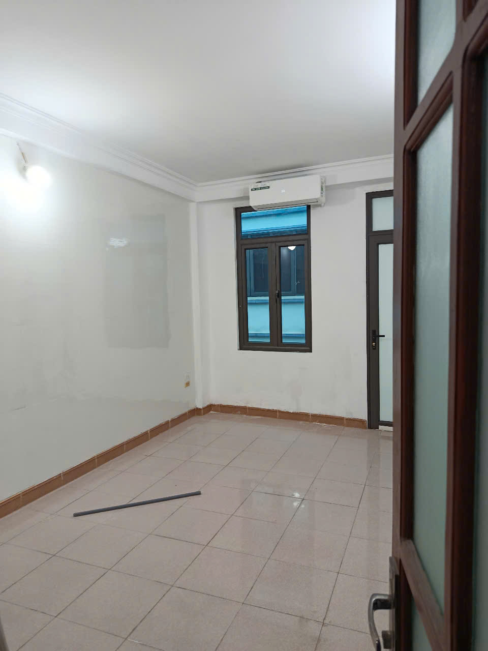Cho thuê nhà ô tô tránh Bằng A, Hoàng Liệt, 31m2 x 5 tầng, 3 ngủ, 10 Triệu KD kết hợp ở gđ - Ảnh 1
